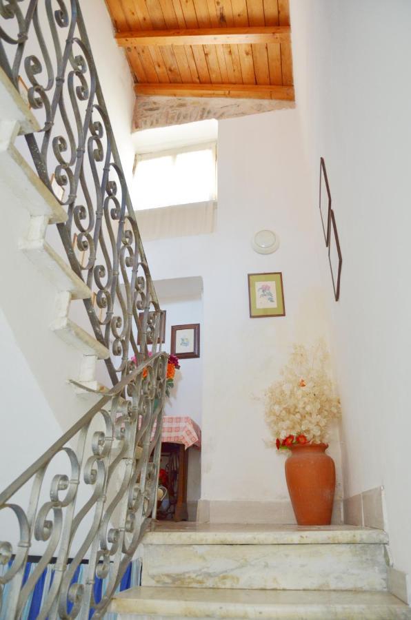 La Piazza - Appartamento Vacanze Piana Battolla ภายนอก รูปภาพ